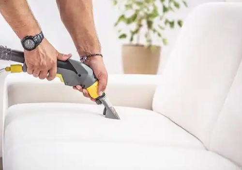 The maintenance methods for compressed sofas mainly include the following aspects: